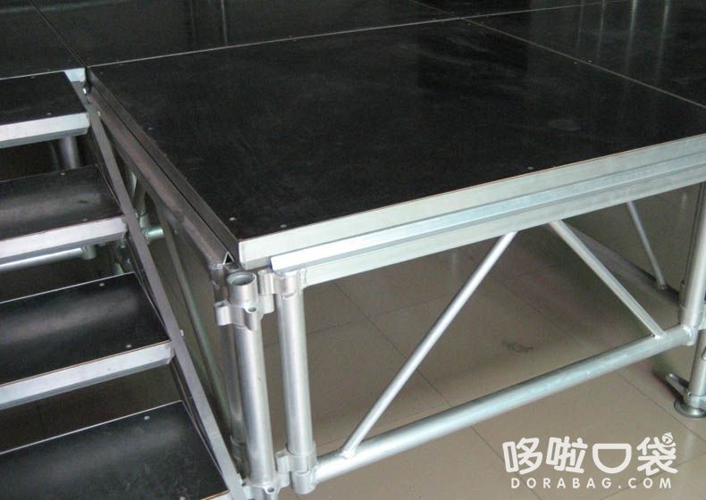 舞台搭建